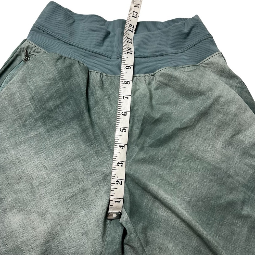 Athleta Women Nolita Tapered Leg Green Printed Jogger Crop Pants SZ 4 Tux Stripe - Picture 8 of 10